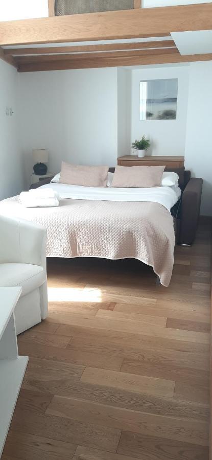 Agora Apartments Сорренто Екстер'єр фото